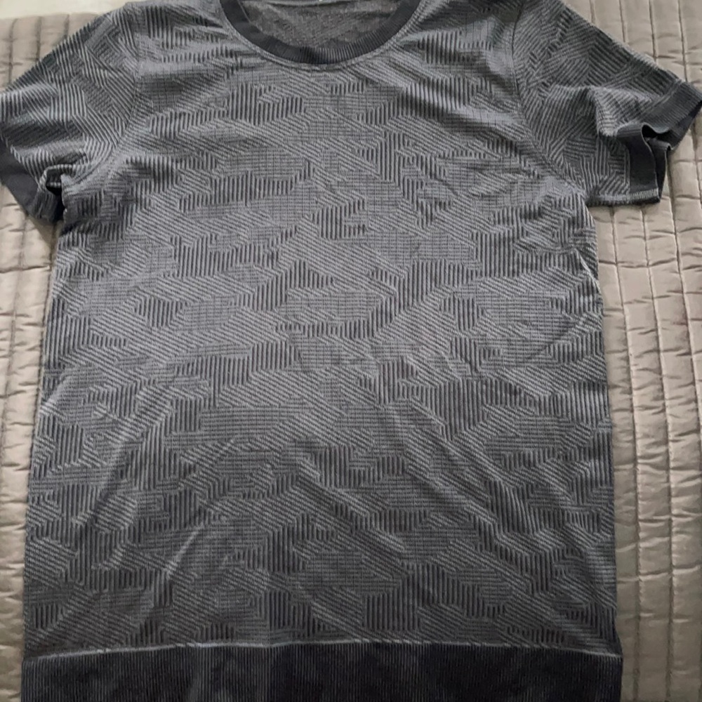 Lululemon knit top